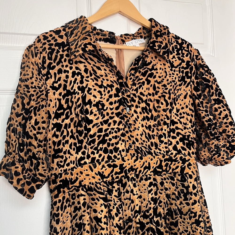 Ivy City Co Womens XXL Anna Embossed Leopard Print Short Sleeve Midi Dress - Picture 2 of 9